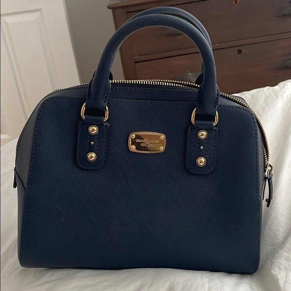 Michael kors navy blue purse